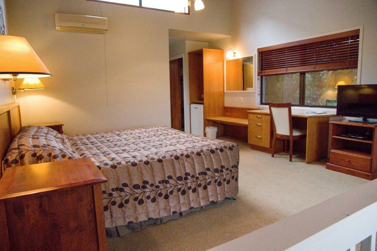 The Clendon Hotel Opua Buitenkant foto